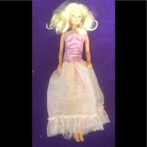 Vintage Collectable Barbie Doll 11’ inches